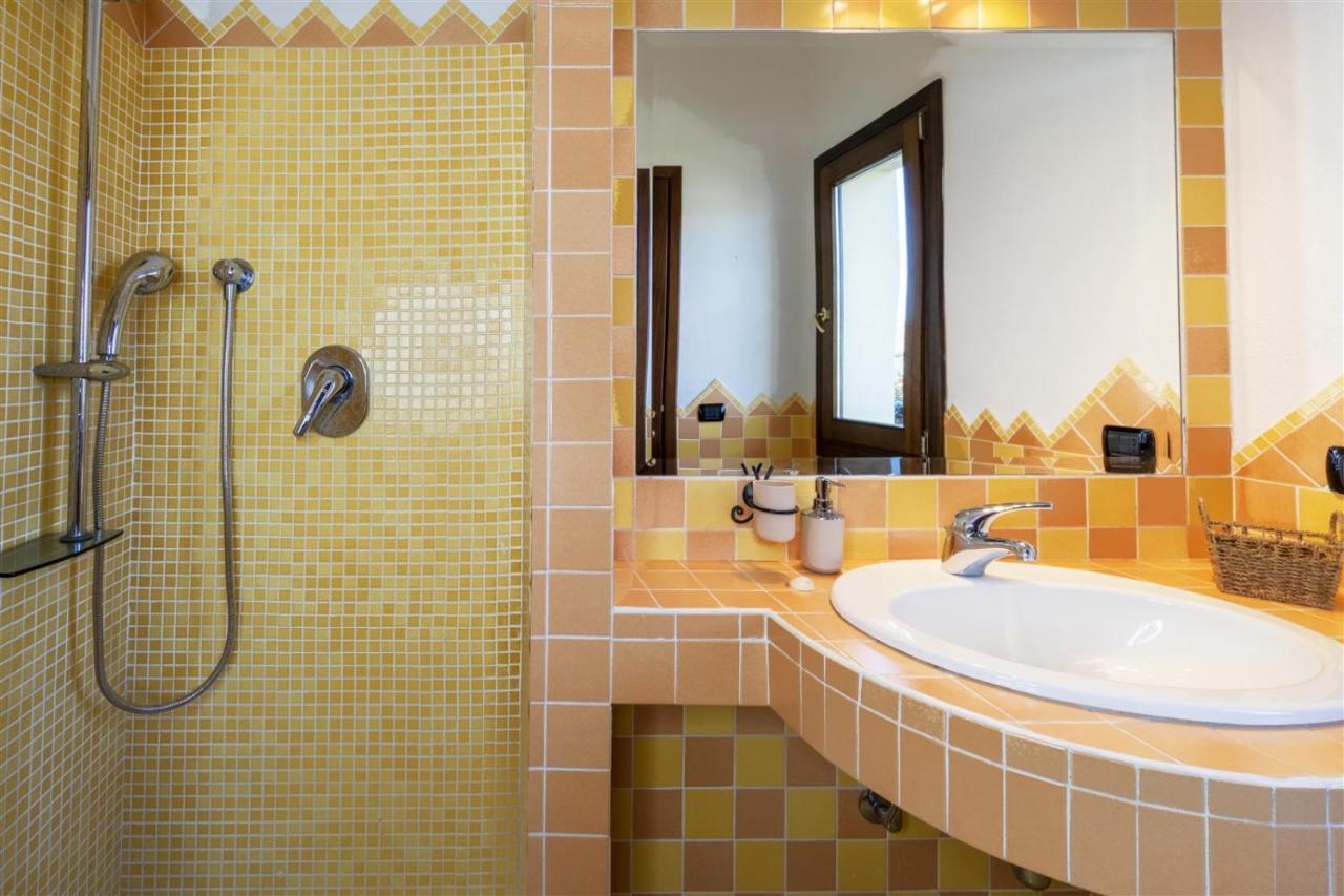Villa La Maison D'Anna Maria - Lt - Pms Casevacanze オルビア エクステリア 写真