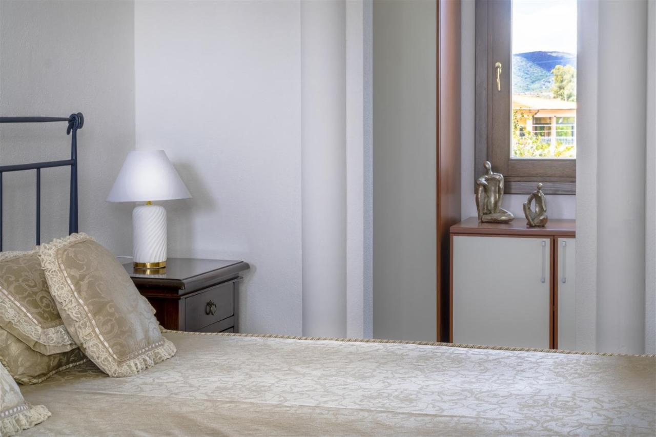 Villa La Maison D'Anna Maria - Lt - Pms Casevacanze オルビア エクステリア 写真